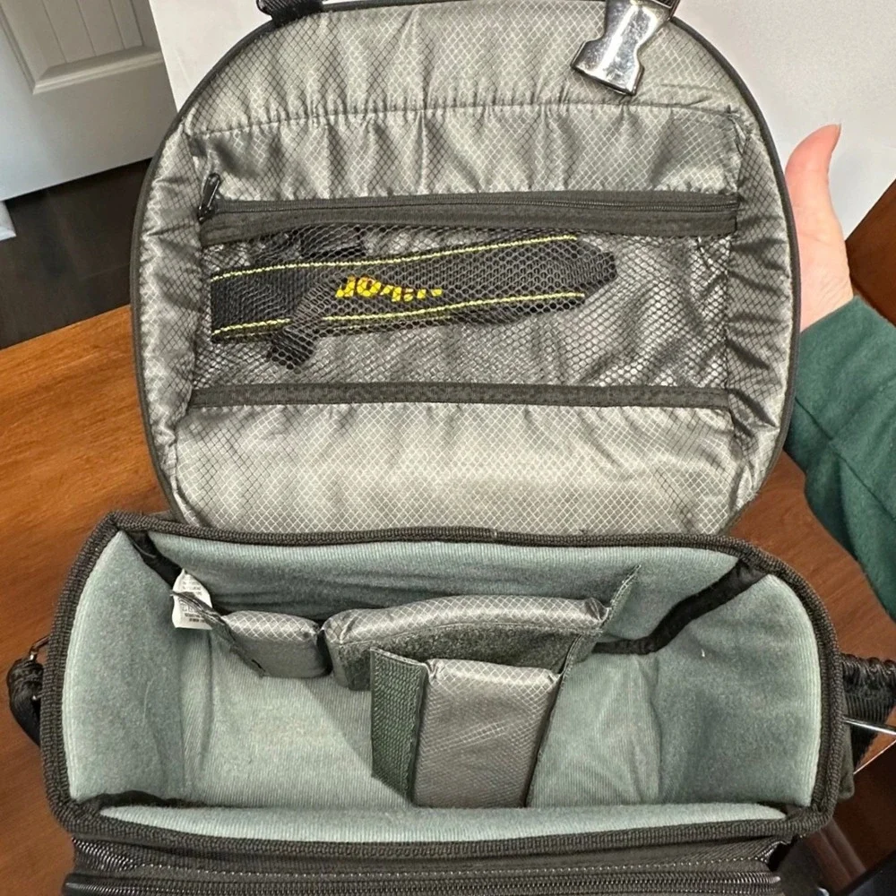 Nikon Camera Case 17001 Soft Carry Bag SLR DSLR Black Adjustable Compartments